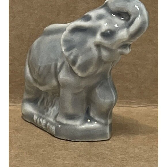Vintage Wade England Wade Whimsies Gray Elephant Miniature Figurine - Picture 3 of 8